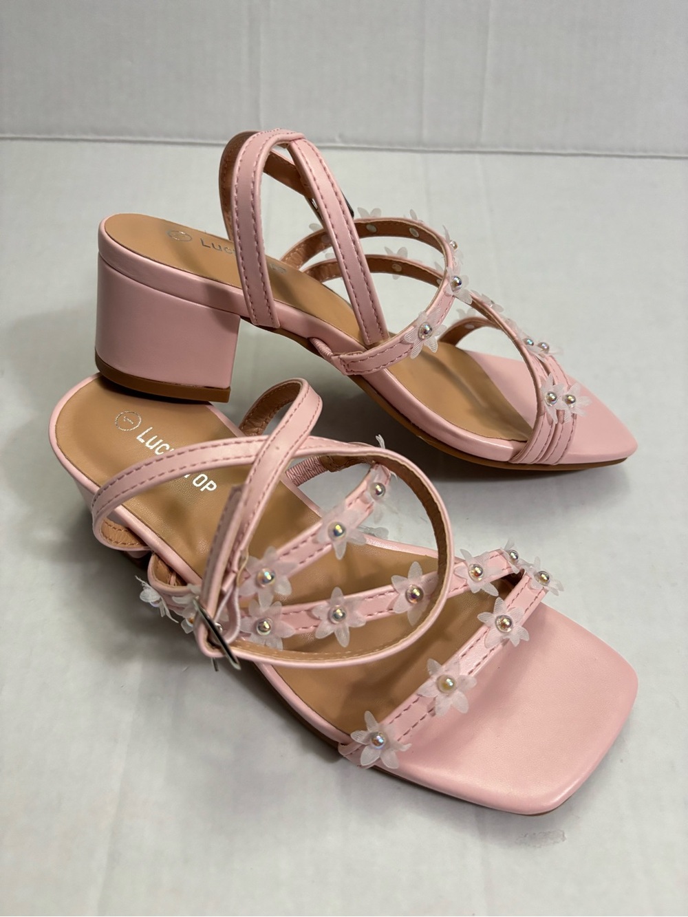 New! Lucky top girls dress shoes with heels pink with white flowers